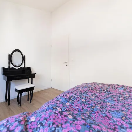 Apartman Charming In Peaceful Area